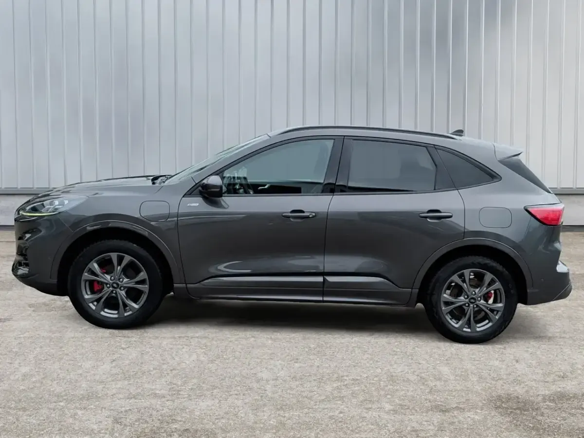 Gebraucht Ford Kuga ST-Line X 224 PS (164 kW) 2022 Grau SUV