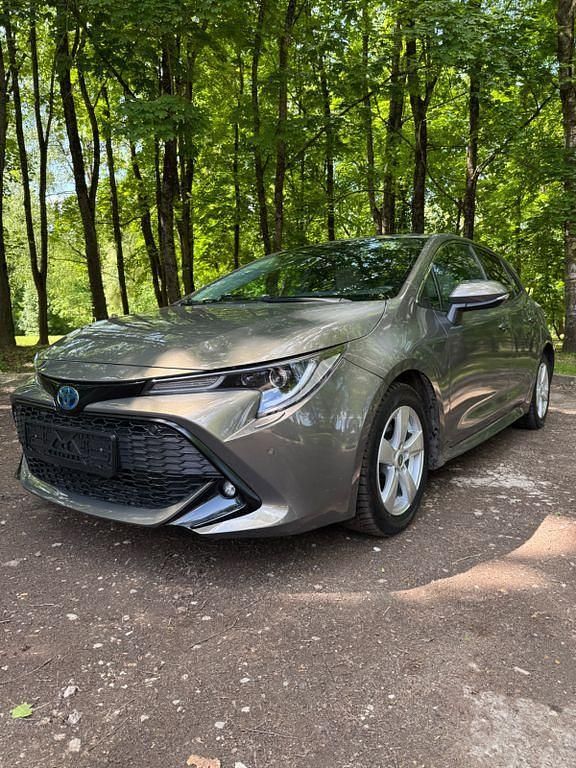 Braun Gebraucht 2019 Toyota Corolla Comfort Kombi | 16.799 € (Guter Preis) - Bild 1/4