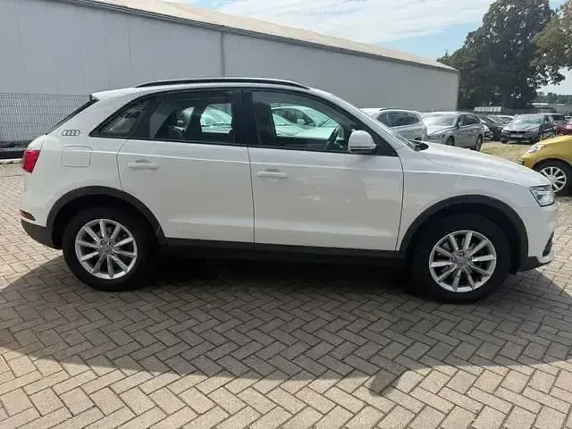 Gebraucht Audi Q3 Sport 125 PS (91 kW) 2017 Weiß SUV