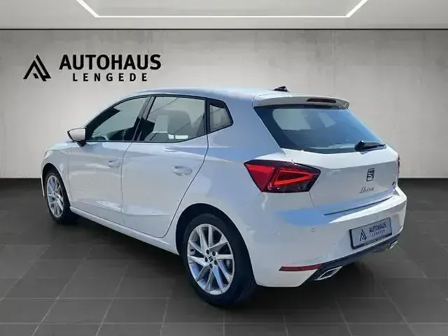 Gebraucht Seat Ibiza FR 110 PS (80 kW) 2023 Weiß Kleinwagen