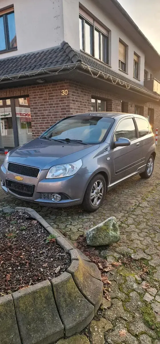 Second-hand Chevrolet Aveo 94 CP (69 kW) 2009 Hatchback