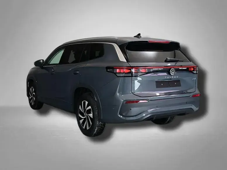 Neu VW Tayron Life 150 PS (110 kW) 2025 Delfingrau metallic SUV