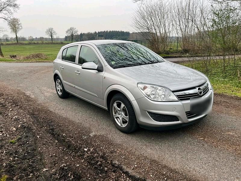 Gebraucht Opel Astra 120 PS (88 kW) 2007 Grau Kleinwagen