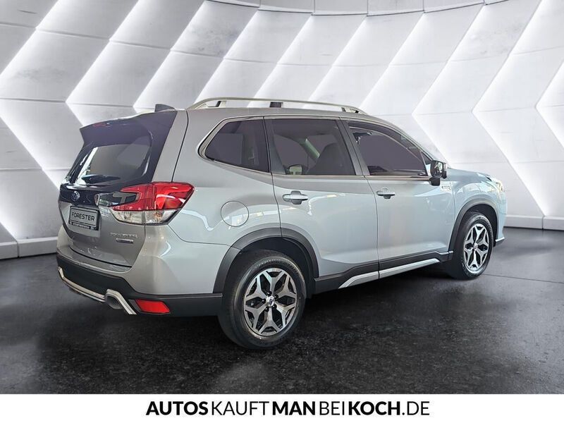 Silber Gebraucht 2024 Subaru Forester Comfort SUV | 33.980 € (Guter Preis) - Bild 1/1