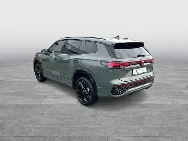 Gebraucht VW Tayron R-line 193 PS (141 kW) 2026 Grün SUV