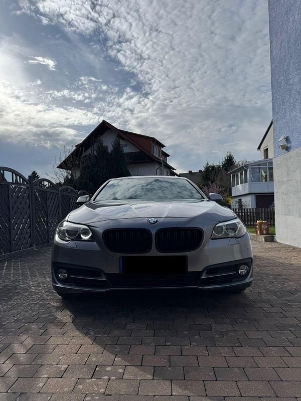 Gebraucht BMW 525 218 PS (160 kW) 2014 Grau Limousine