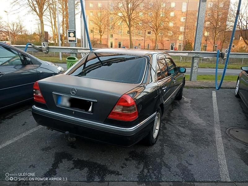 Gebraucht Mercedes C280 Elegance 193 PS (141 kW) 1996 Schwarz Limousine