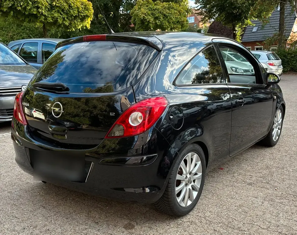 Gebraucht Opel Corsa 80 PS (58 kW) 2008 Schwarz Kleinwagen