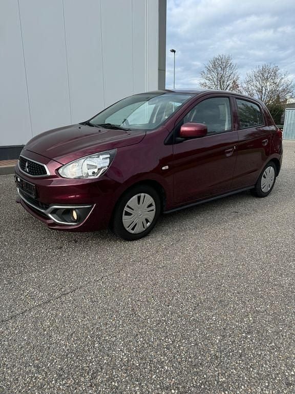 Rot Gebraucht 2019 Mitsubishi Space Star Active Limousine | 5.000 € (Superpreis) - Bild 1/4