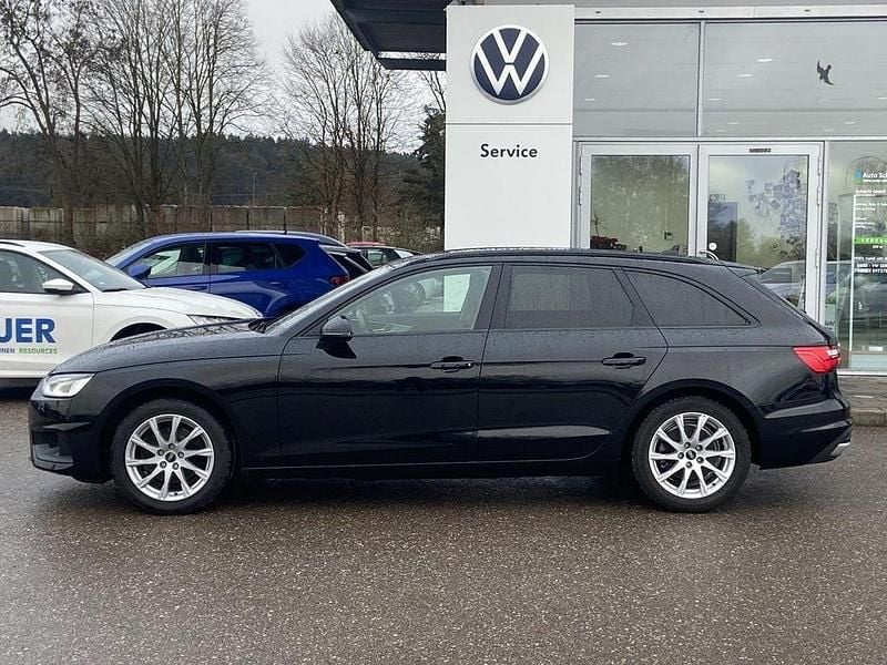 Gebraucht Audi A4 150 PS (110 kW) 2022 Schwarz Kombi