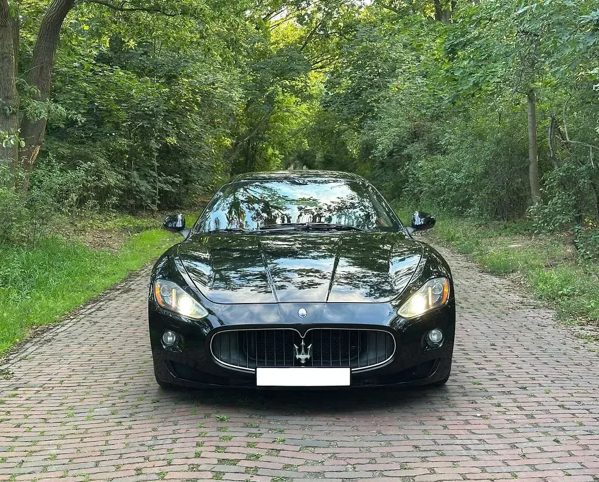 Gebraucht Maserati Granturismo 405 PS (297 kW) 2008 Schwarz Coupé