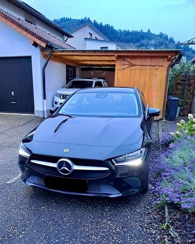 Gebraucht Mercedes CLA180 136 PS (100 kW) 2021 Limousine