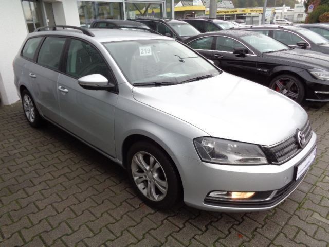 Usata VW Passat 105 CV (77 kW) 2013 Argento Station wagon