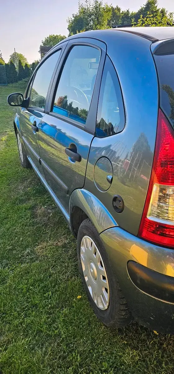 Gebraucht Citroën C3 73 PS (53 kW) 2006 Grau Kleinwagen