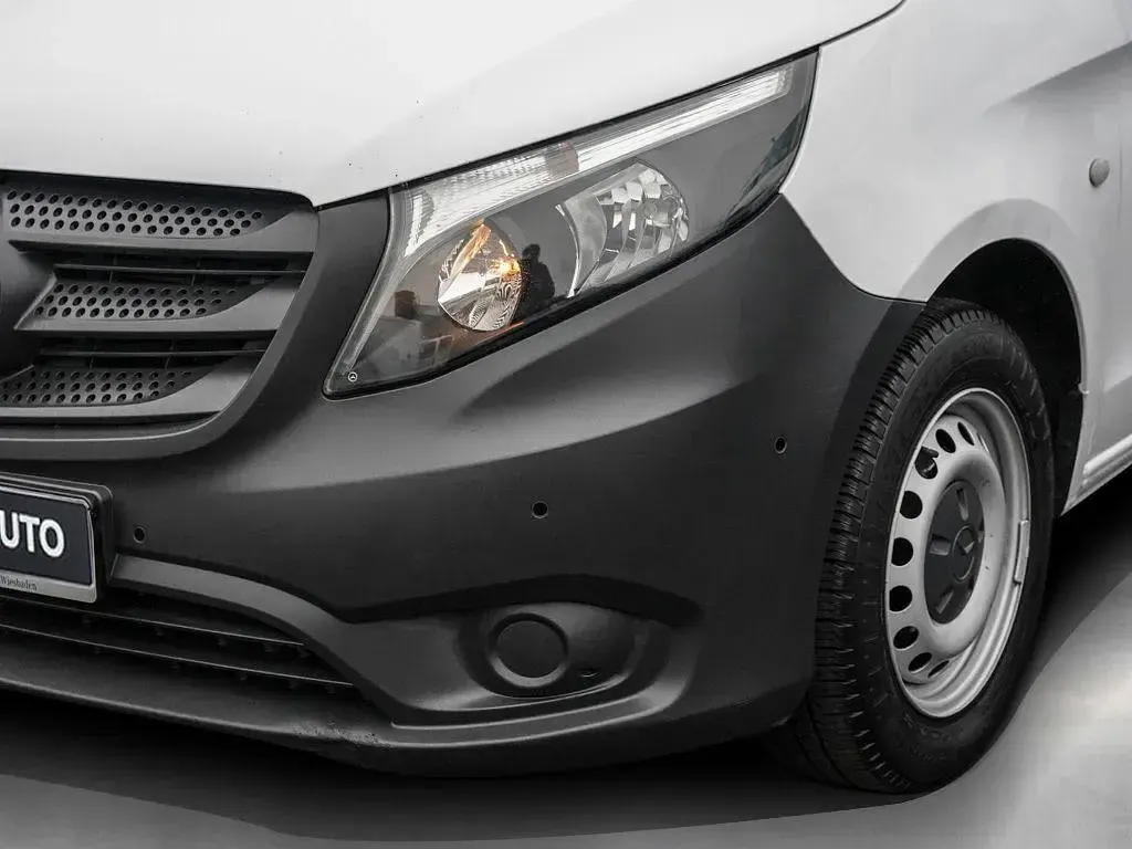 Gebraucht Mercedes Vito 102 PS (75 kW) 2020 Arktikweiß Van