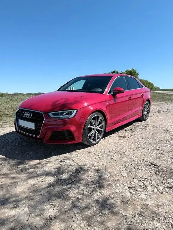 Gebraucht Audi A3 S-Line 190 PS (139 kW) 2017 Rot Limousine