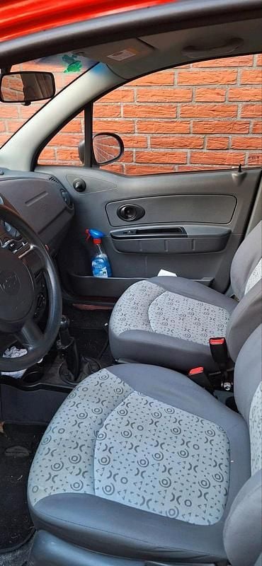 Gebraucht Chevrolet Matiz 51 PS (37 kW) 2009 Rot Kleinwagen