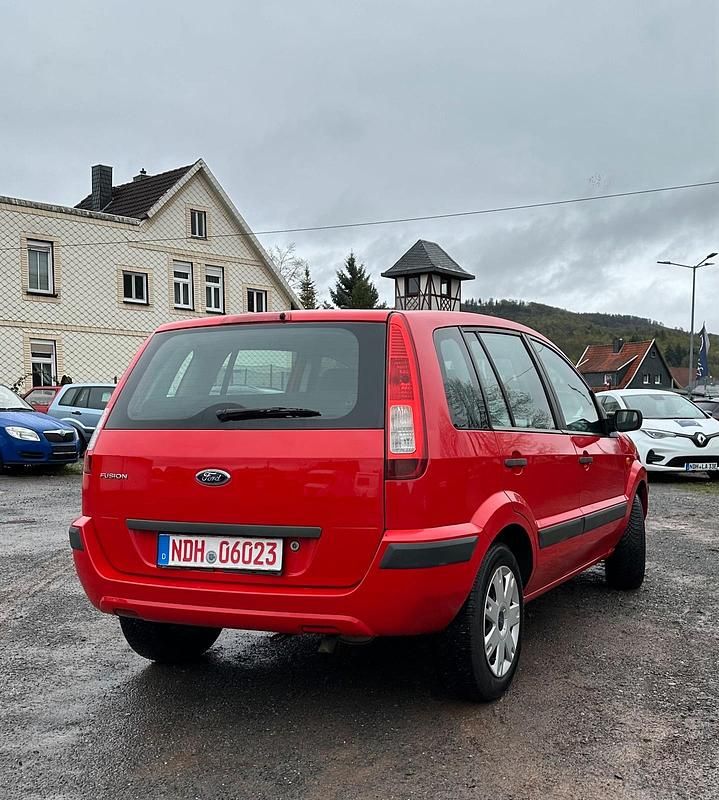 Gebraucht Ford Fusion Fun X 75 PS (55 kW) 2007 Rot Kleinwagen