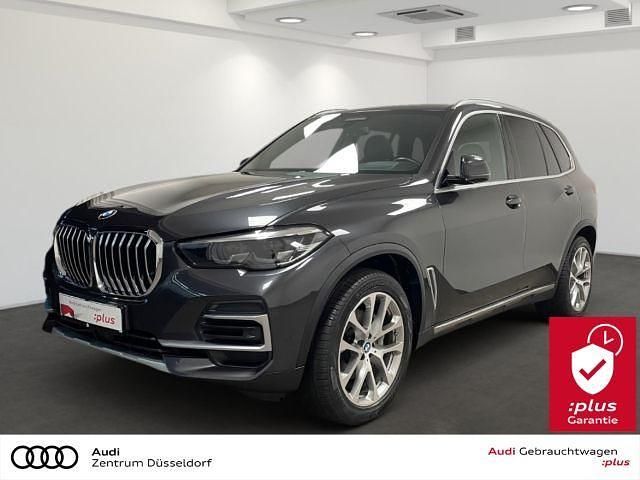 Grau Gebraucht 2023 BMW X5 xLine SUV | 52.890 € (Guter Preis) - Bild 1/4