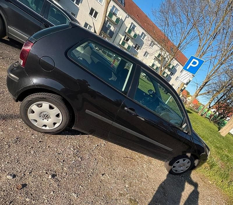 Gebraucht VW Polo 70 PS (51 kW) 2008 Schwarz Kleinwagen