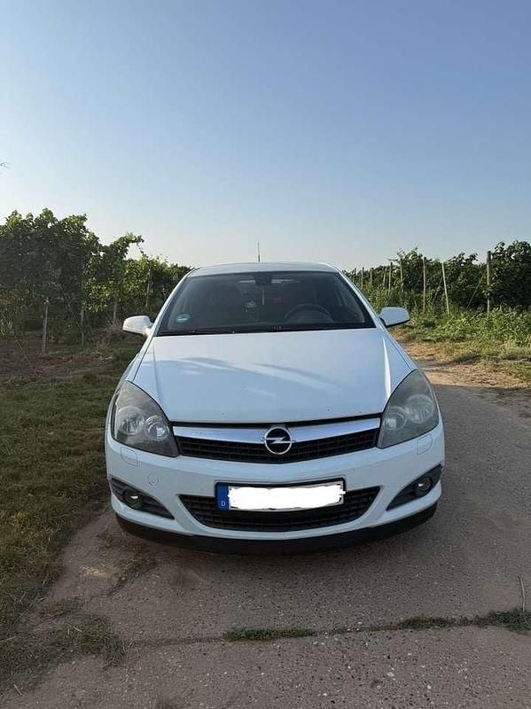 Gebraucht 2008 Opel Astra GTC Coupé | 900 € (Superpreis) - Bild 1/4