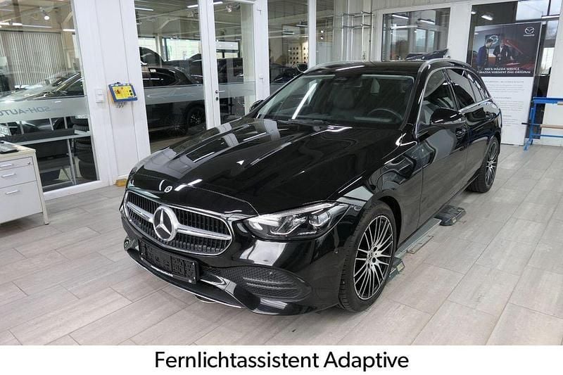 Gebraucht Mercedes C180 Avantgarde 170 PS (125 kW) 2023 Schwarz Limousine