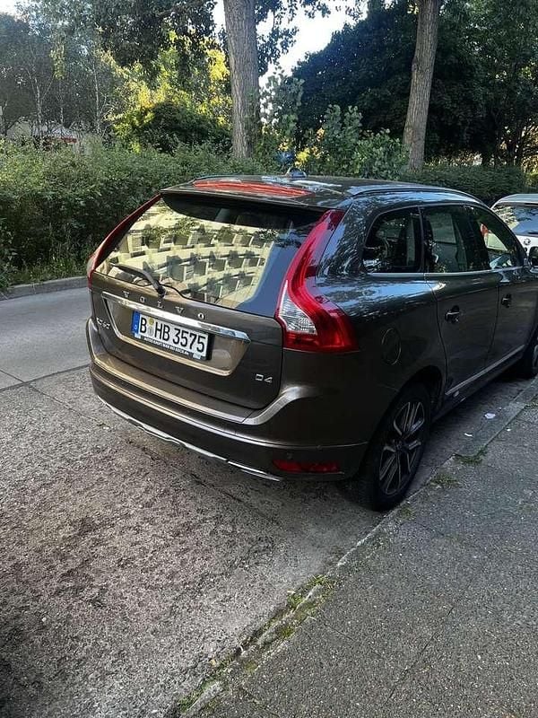 Gebraucht 2016 Volvo XC60 Ocean Race SUV | 18.000 € (Guter Preis) - Bild 1/4