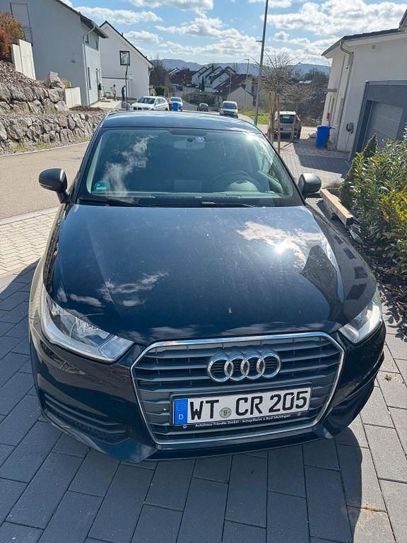 Gebraucht Audi A1 Sportback 95 PS (69 kW) 2018 Schwarz Kleinwagen
