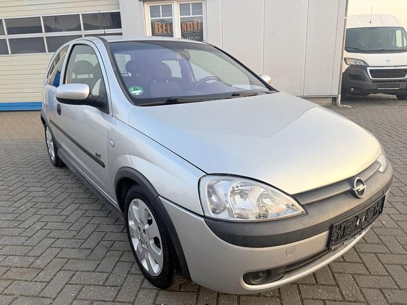 Gebraucht Opel Corsa Sport 75 PS (55 kW) 2002 Silber Kleinwagen