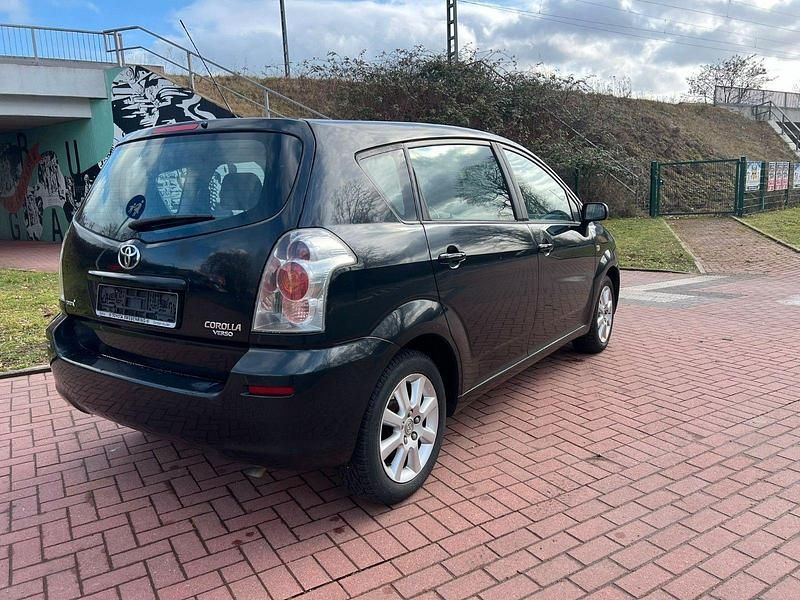 Gebraucht Toyota Corolla Verso 129 PS (94 kW) 2006 Schwarz Van / Kleinbus