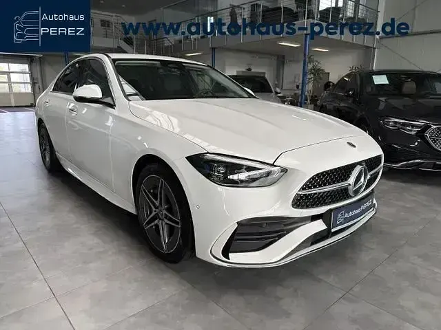 Gebraucht Mercedes C300e Premium 313 PS (230 kW) 2024 Limousine