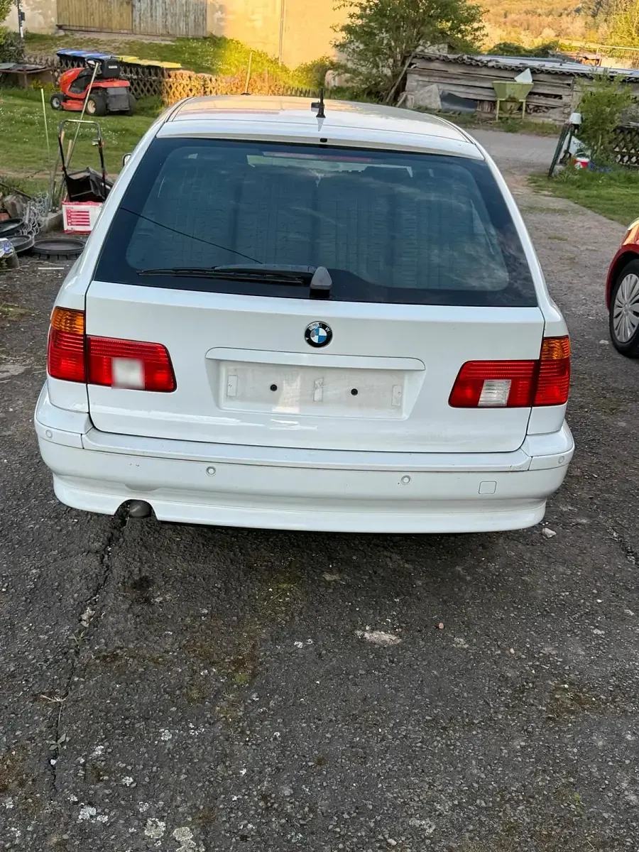 Second-hand BMW 525 163 CP (119 kW) 2003 Alb Break