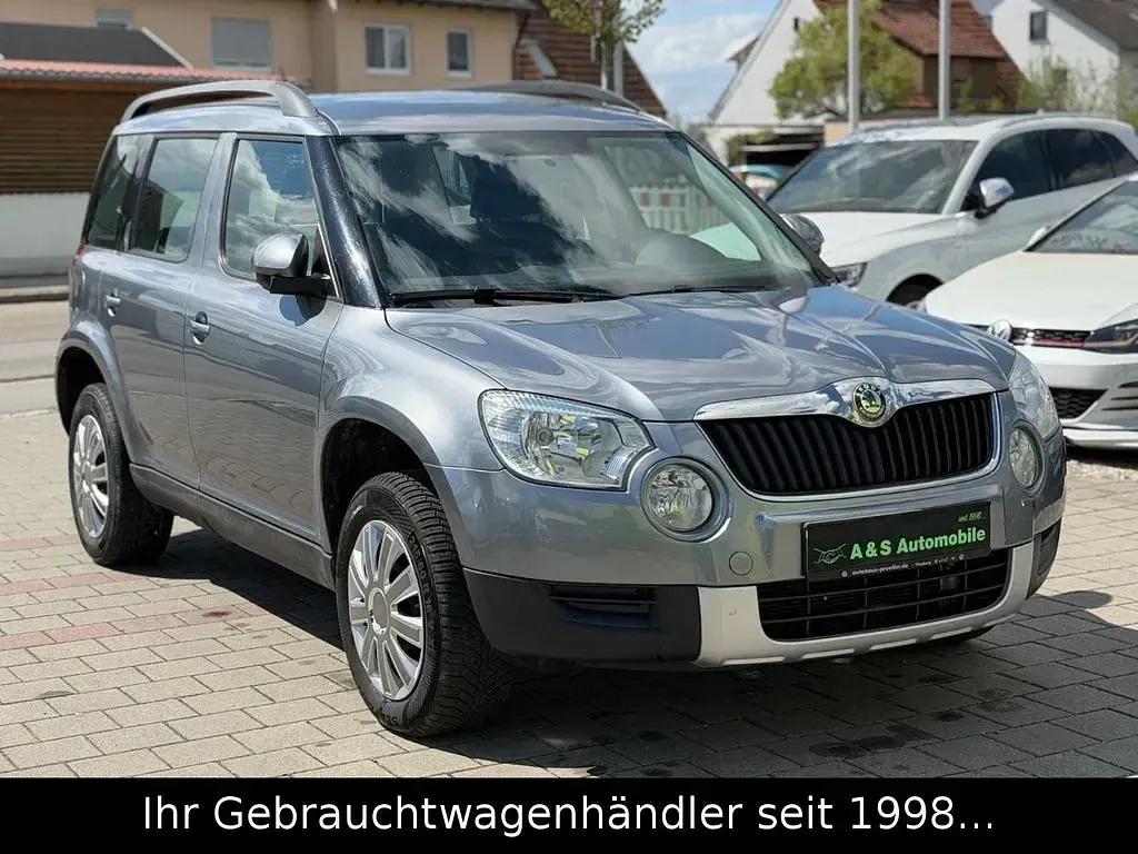 Gebraucht Skoda Yeti Ambition 140 PS (102 kW) 2013 Grau SUV