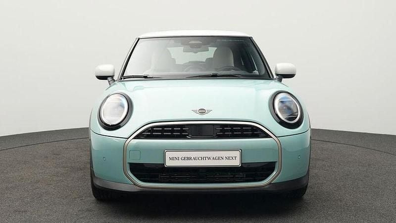 Gebraucht Mini Cooper Favoured 114 kW (156 PS) 2025 Grün Kleinwagen