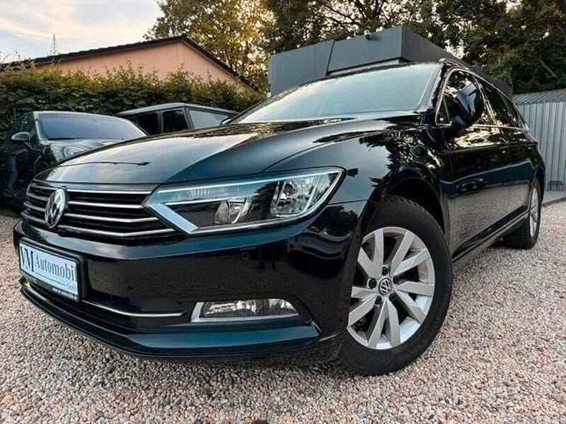 Schwarz Gebraucht 2016 VW Passat Highline Limousine | 16.490 € (Superpreis) - Bild 1/4