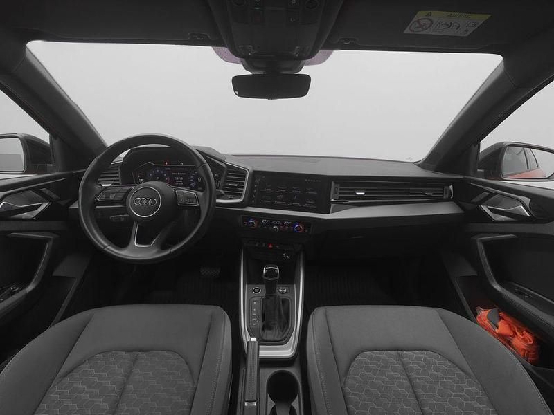 Gebraucht Audi A1 Sportback Ambiente 110 PS (80 kW) 2022 Rot Kleinwagen