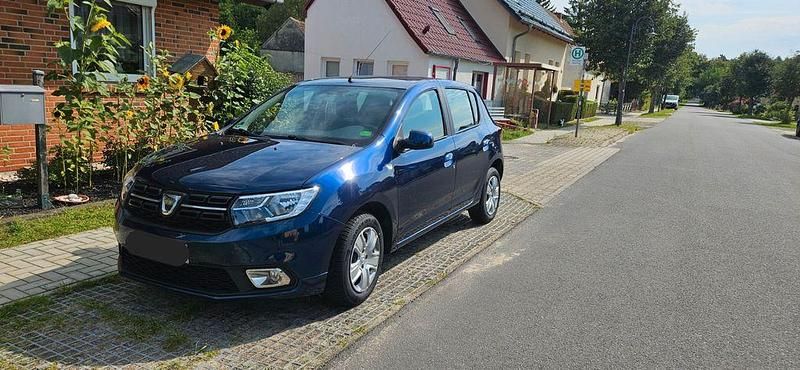 Blau Gebraucht 2019 Dacia Sandero Comfort Kleinwagen | 6.999 € (Guter Preis) - Bild 1/4