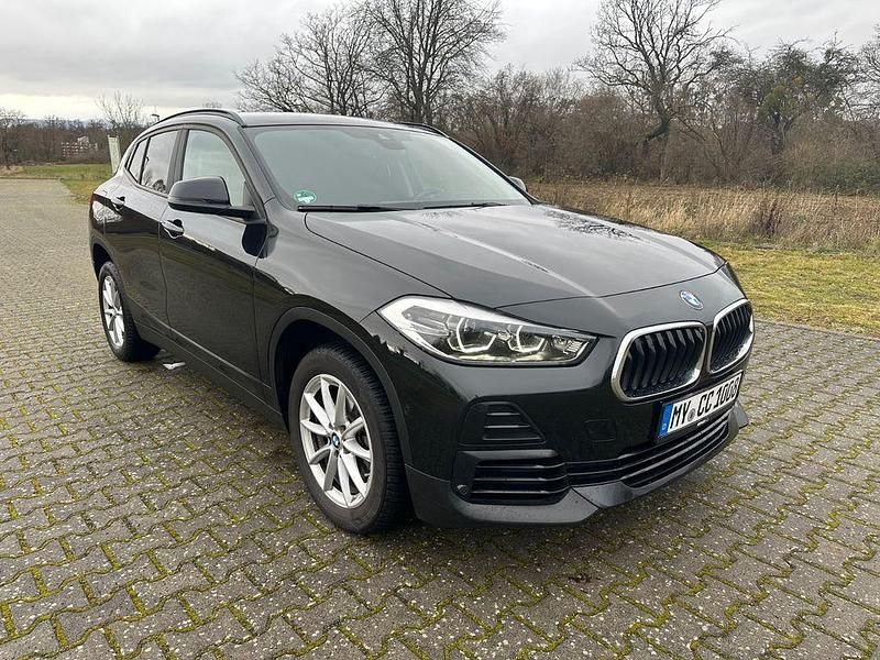 Schwarz Gebraucht 2023 BMW X2 Advantage SUV | 20.690 € - Bild 1/4
