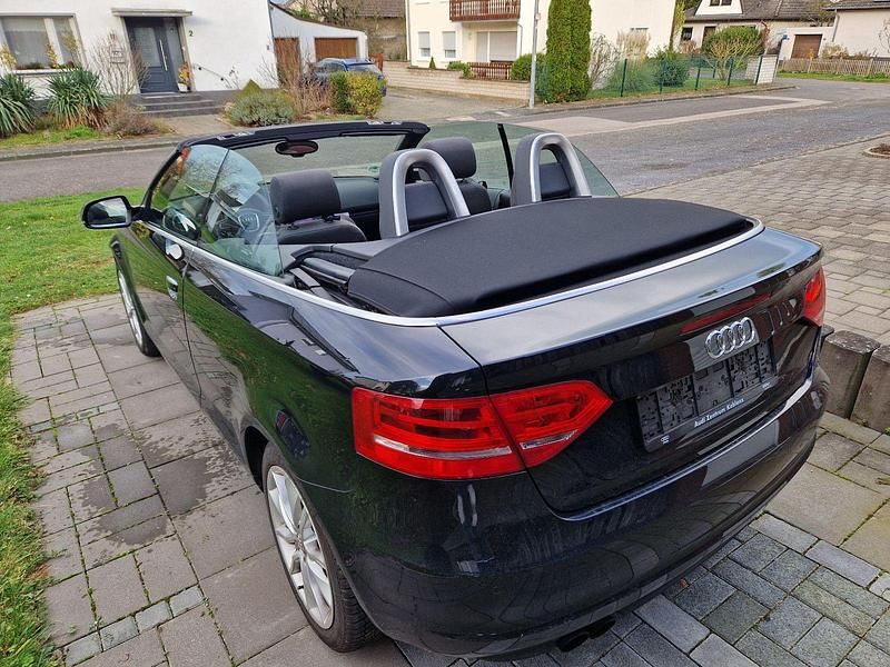 Gebraucht Audi A3 Cabriolet Ambition 160 PS (117 kW) 2011 Schwarz Cabrio