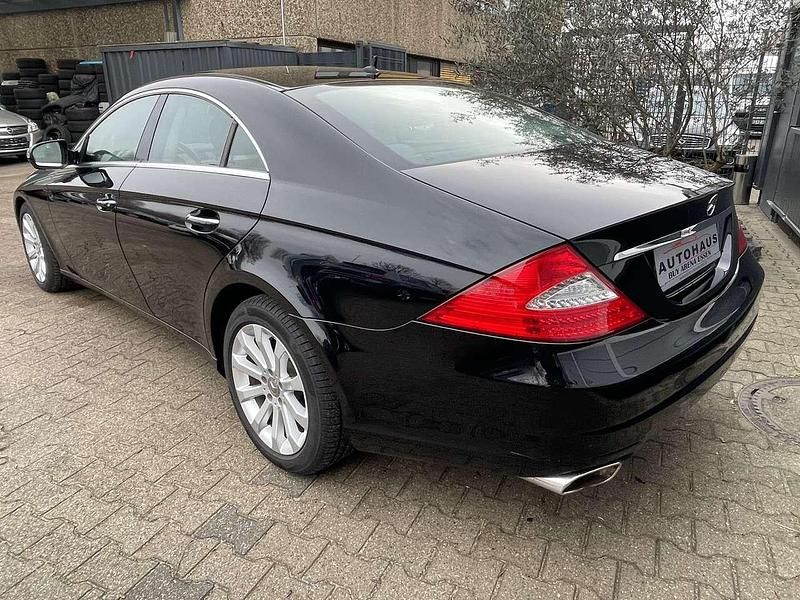 Gebraucht Mercedes CLS280 231 PS (169 kW) 2009 Schwarz  unilack Limousine