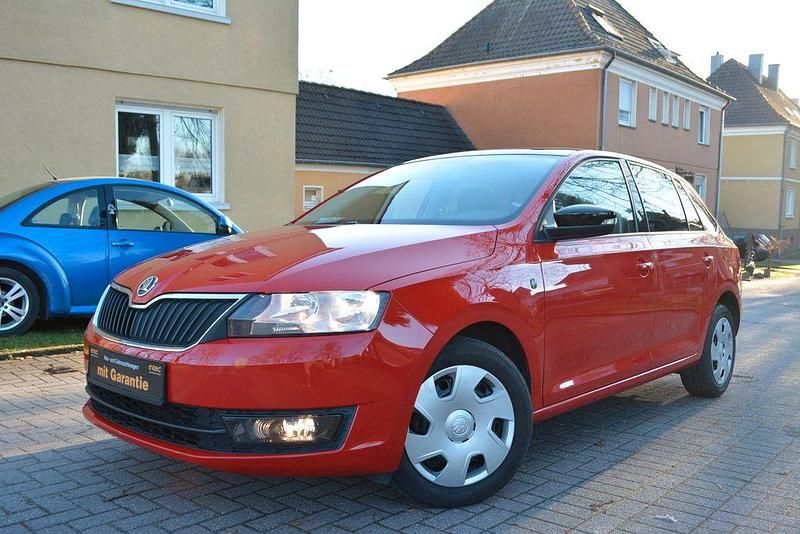 Gebraucht Skoda Rapid Elegance 105 PS (77 kW) 2014 Rot Kleinwagen
