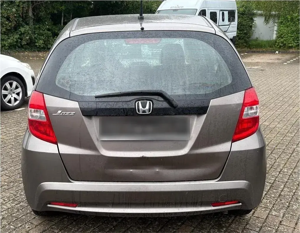Gebraucht Honda Jazz 90 PS (66 kW) 2013 Grau Kleinwagen