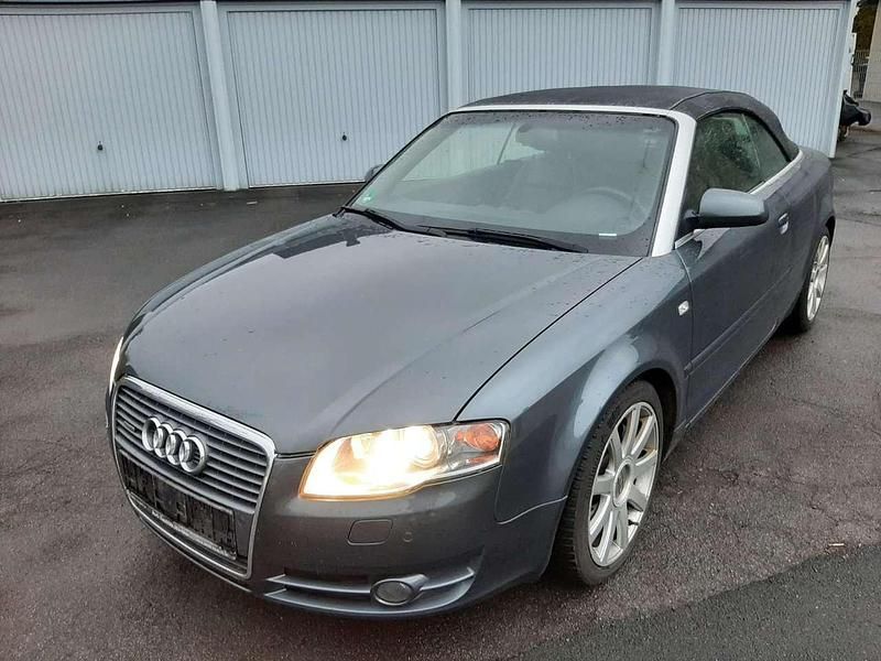 Occasion Audi A4 Cabriolet 232 ch (170 kW) 2006 Gris Cabriolet