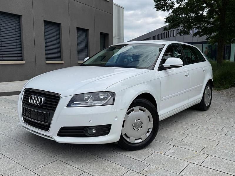 Gebraucht Audi A3 Attraction 125 PS (91 kW) 2008 Weiß Limousine