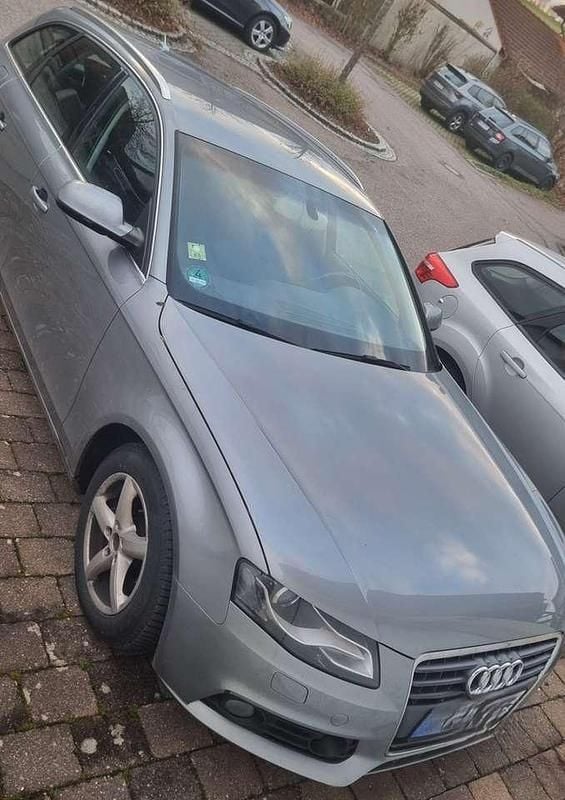 Gebraucht Audi A4 Attraction 143 PS (105 kW) 2010 Grau Kombi