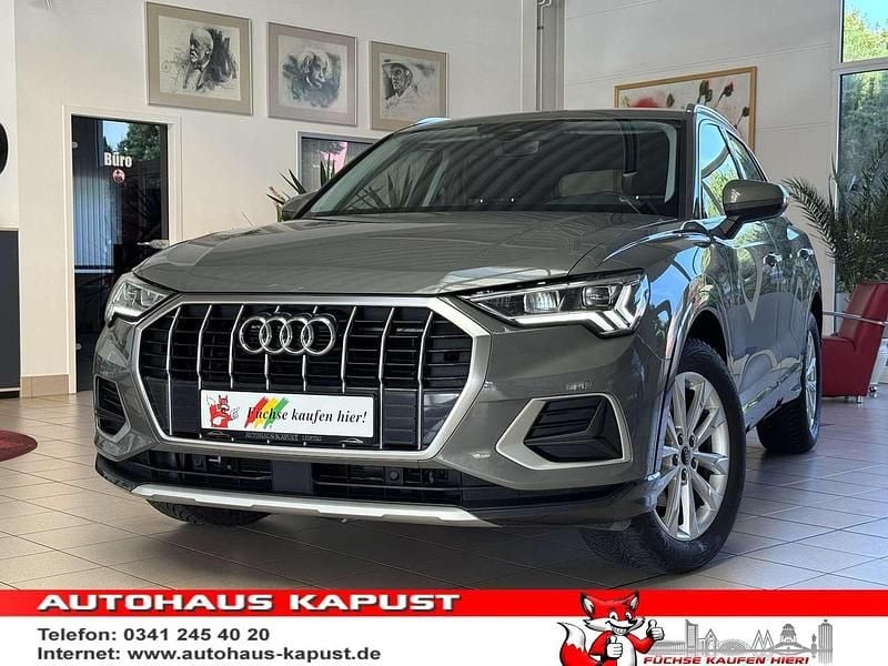 Grau Gebraucht 2021 Audi Q3 Ambiente SUV | 27.990 € (Superpreis) - Bild 1/3
