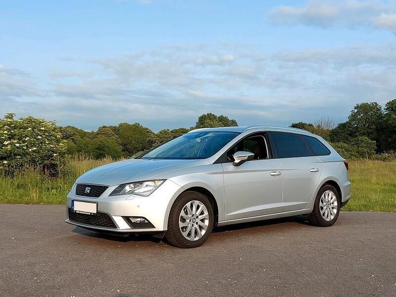 Silber Gebraucht 2016 Seat Leon Style Kombi | 10.450 € (Guter Preis) - Bild 1/4