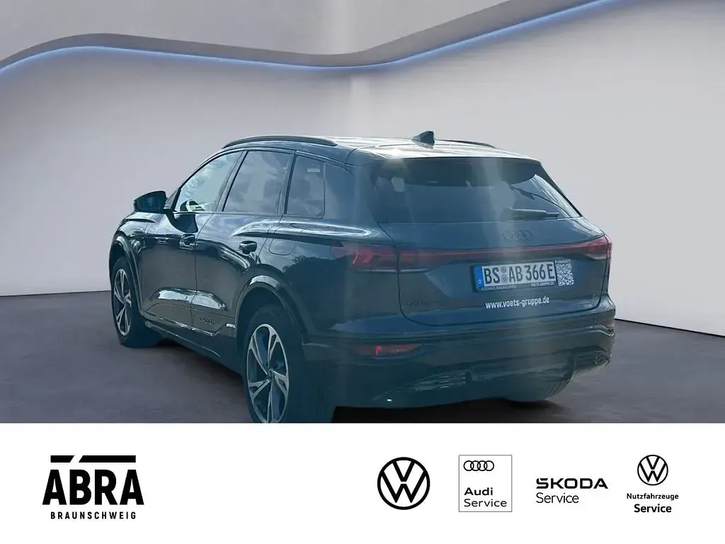Gebraucht Audi Q6 e-tron Performance 225 kW (306 PS) 2026 Blau SUV