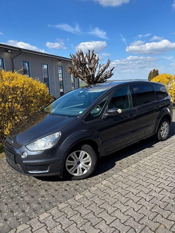 Gebraucht Ford S-MAX S 116 PS (85 kW) 2009 Van / Kleinbus