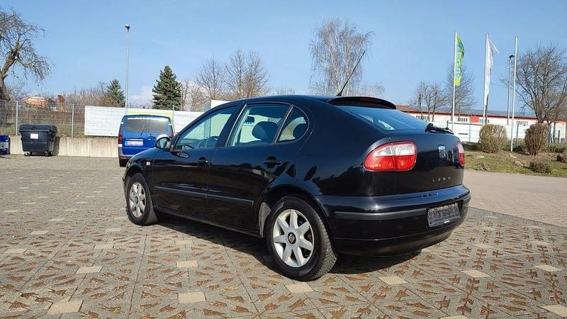 Gebraucht Seat Leon 105 PS (77 kW) 2006 Schwarz Kleinwagen